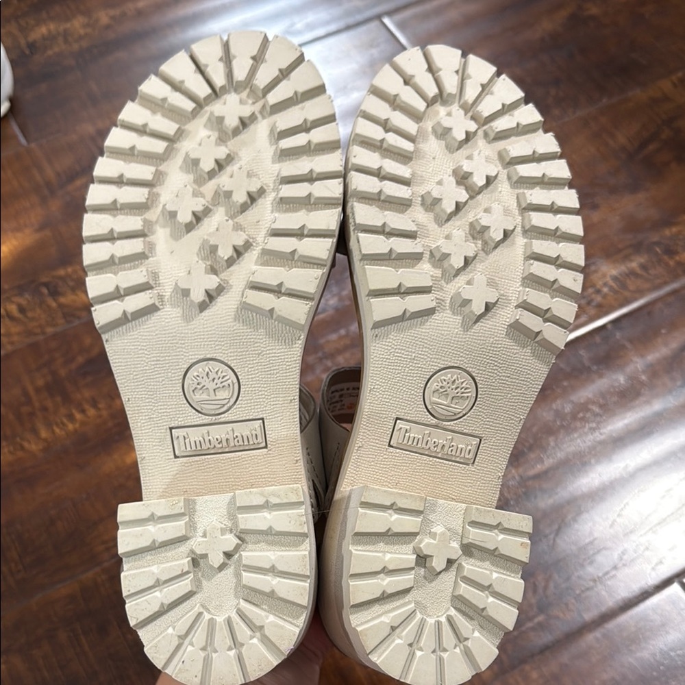Timberland Cream Platform Sandals - Picture 5 of 8